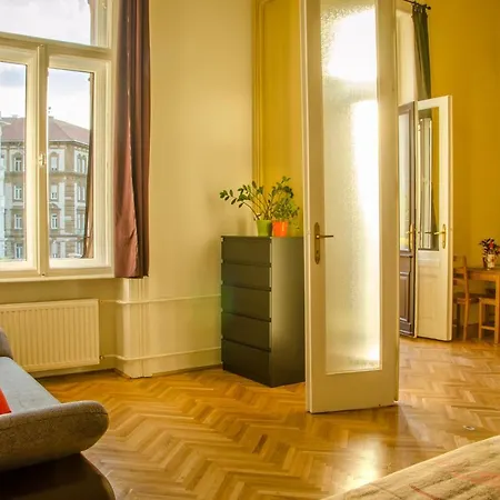 Vigszinhaz Auberge de jeunesse Budapest